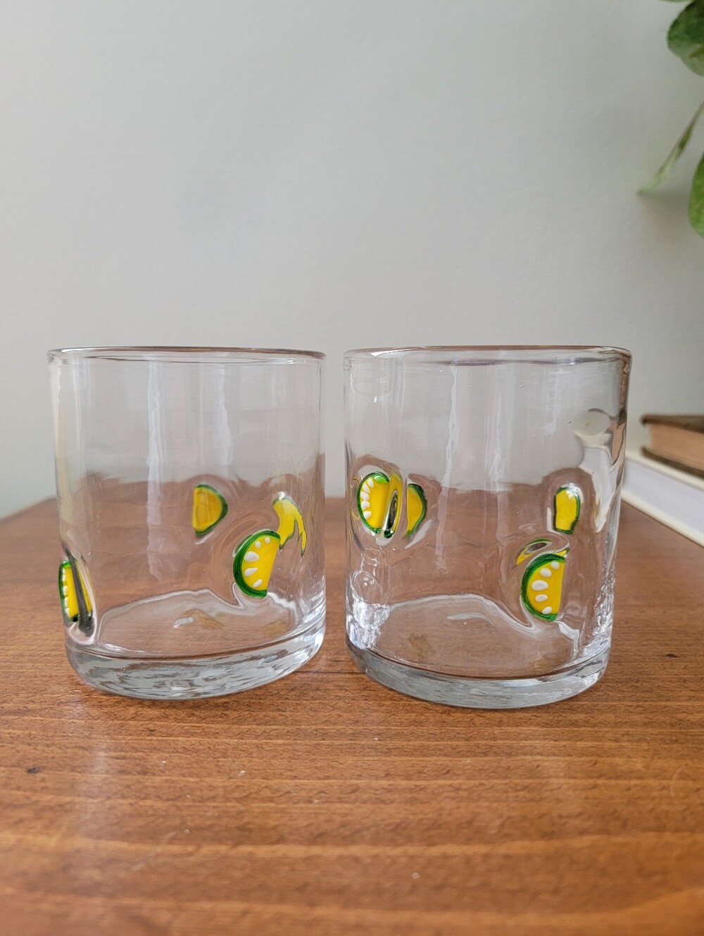 Set Of 2 Lime Lemon Icon Charm Juice Drinking Glasses Drinkware - Picture 2 of 8